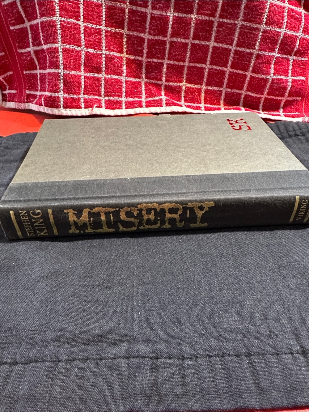 Stephen King “Misery” (1987)